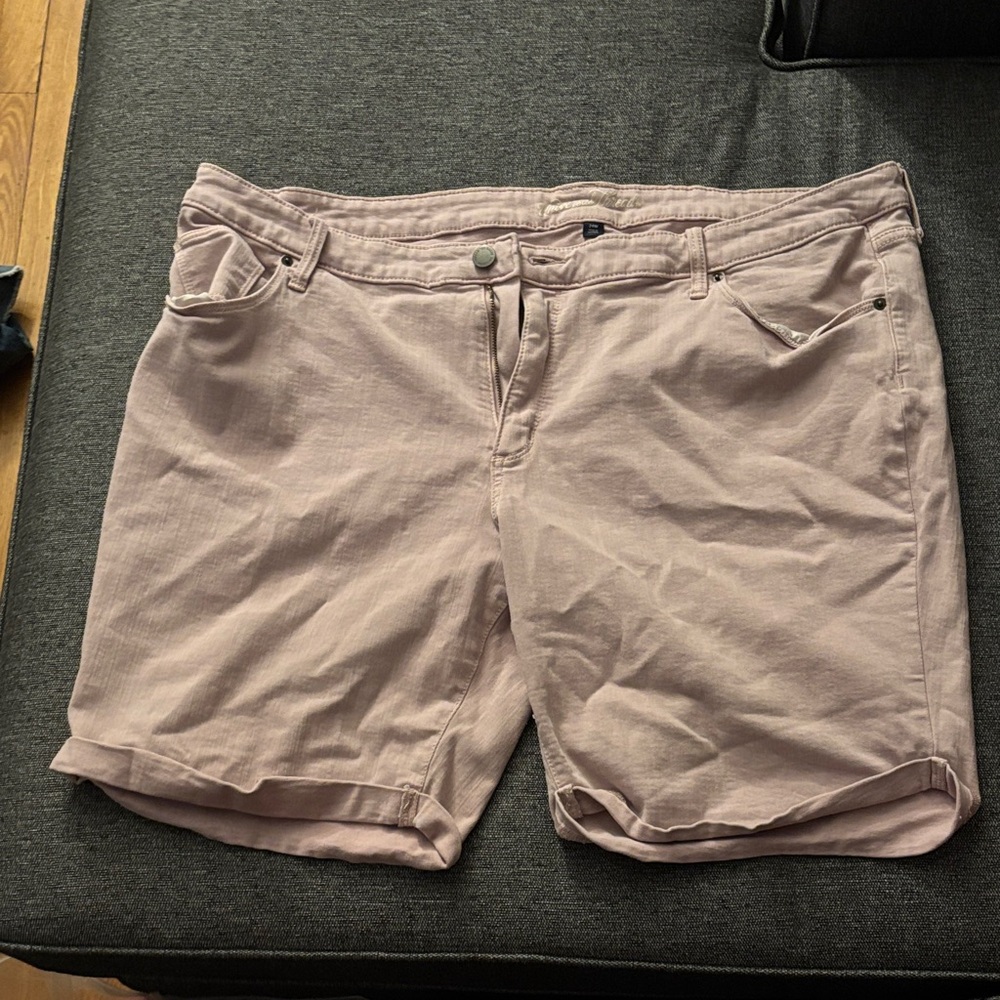 Universal Thread Light Pink Women's Shorts